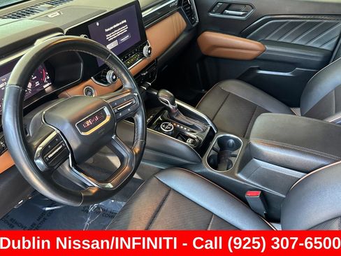 Used 2024 GMC Canyon AT4 w/ AT4 Premium Package AWD/4WD image 10