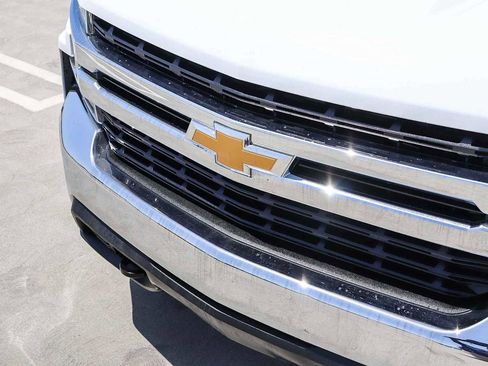 Used 2021 Chevrolet Silverado 1500 LT AWD/4WD image 8