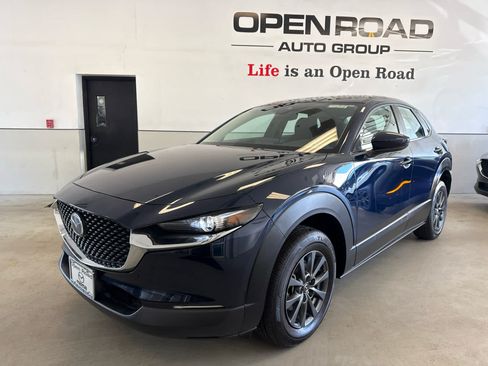 Certified 2023 MAZDA CX-30 AWD 2.5 S image 2