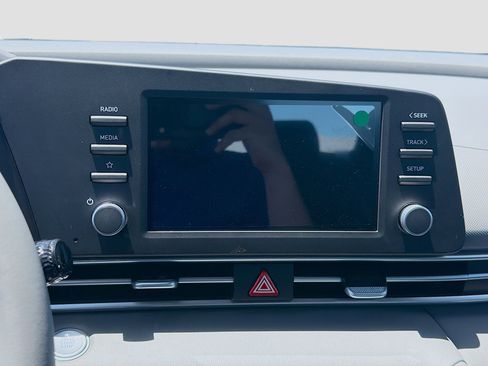 New 2026 Hyundai Elantra Sport FWD image 11
