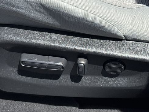 Certified 2017 Honda CR-V EX image 27