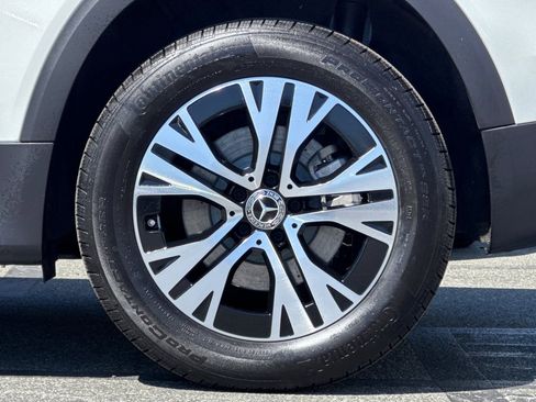 Certified 2026 Mercedes-Benz GLB 250 image 32