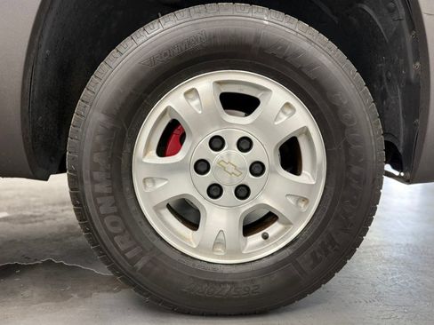 Used 2003 Chevrolet Avalanche 4x4 w/ Suspension Package, Off-Road image 73