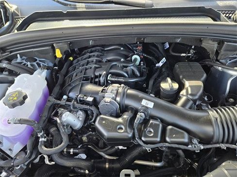 New 2025 Jeep Grand Cherokee Altitude image 21