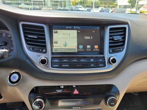 Used 2017 Hyundai Tucson Limited w/ Limited Ultimate Package 03 FWD image 29