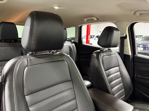 Used 2017 Ford Escape Titanium AWD/4WD image 45