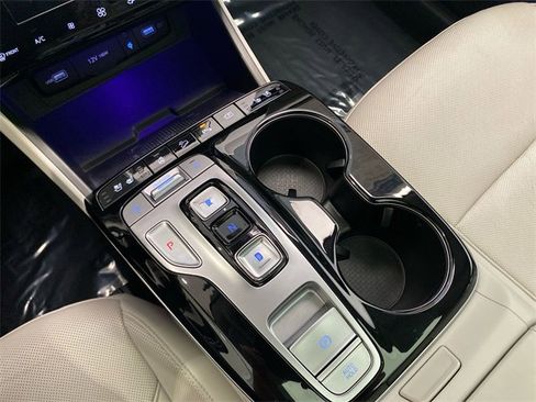 Used 2022 Hyundai Tucson Limited image 19