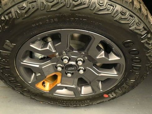 New 2026 Ford Maverick Tremor image 16