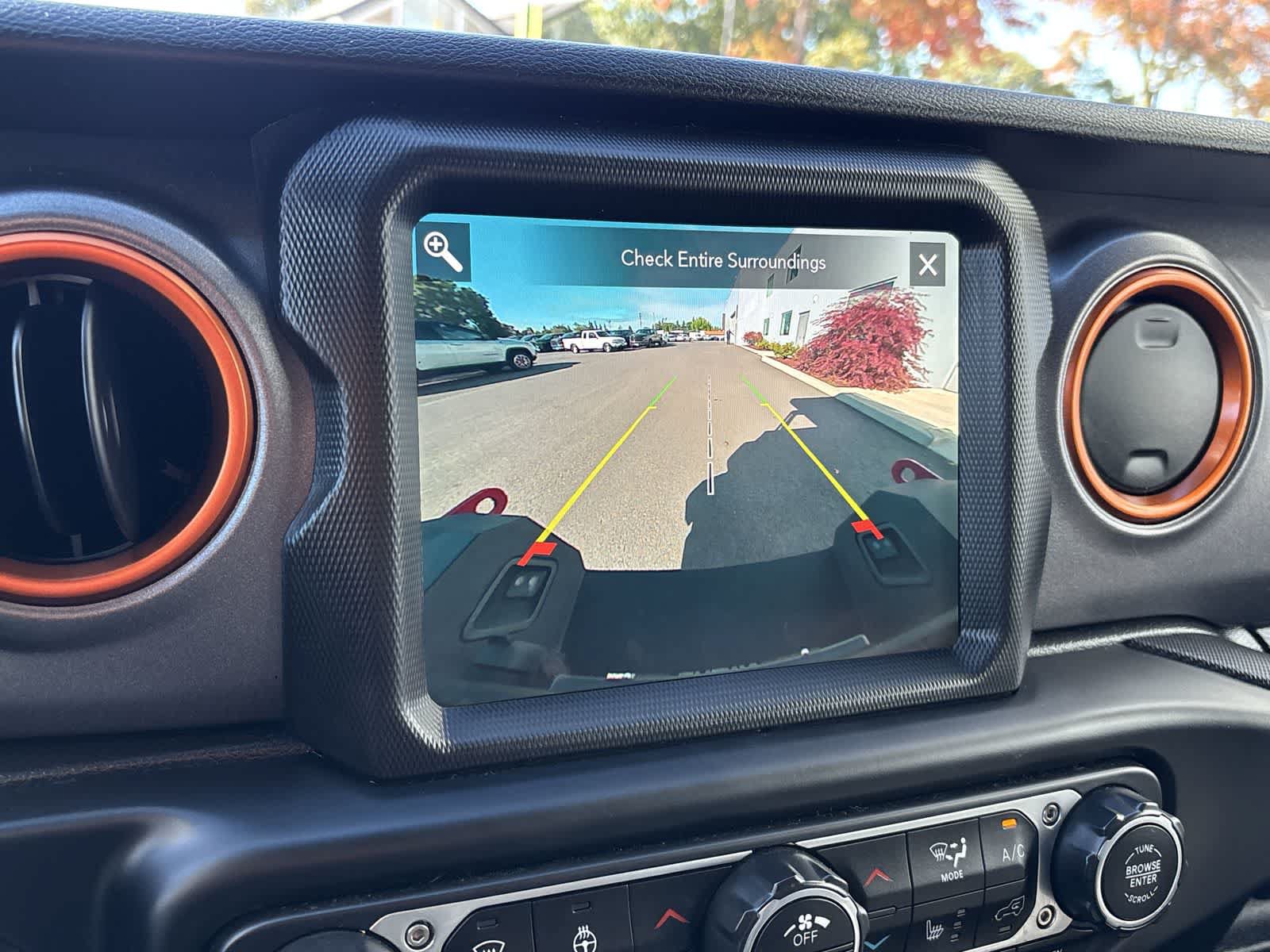 Used 2021 Jeep Gladiator Mojave AWD/4WD image 26