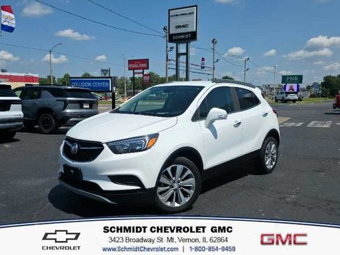 Used 2018 Buick Encore Preferred FWD image 1