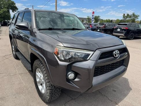 Used 2019 Toyota 4Runner SR5 Premium AWD/4WD image 7