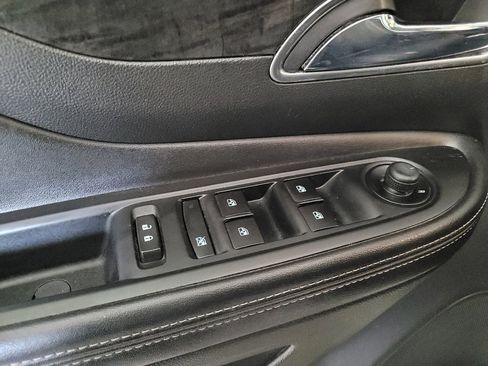 Used 2016 Buick Encore FWD image 27