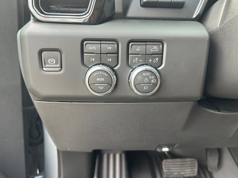 New 2026 GMC Sierra 1500 AT4X image 28