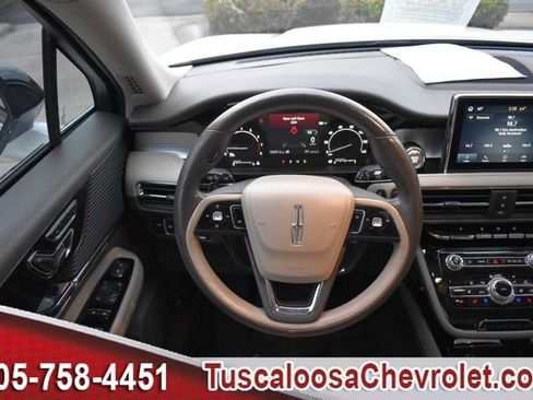 Used 2021 Lincoln Corsair FWD w/ Premium Package image 28