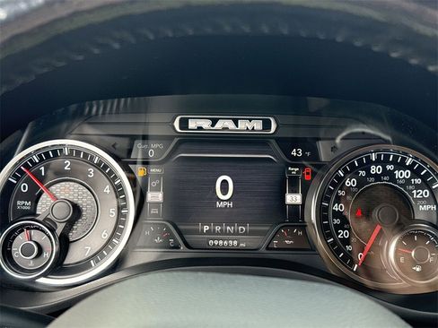 Used 2020 RAM 1500 Big Horn image 10