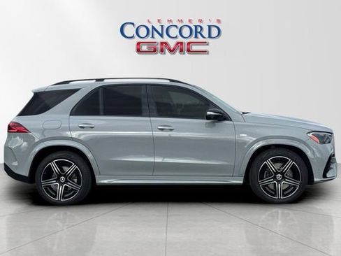 Used 2025 Mercedes-Benz GLE 450e 4MATIC image 3