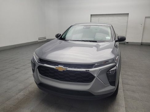 Used 2024 Chevrolet Trax LS w/ Driver Confidence Package FWD image 14