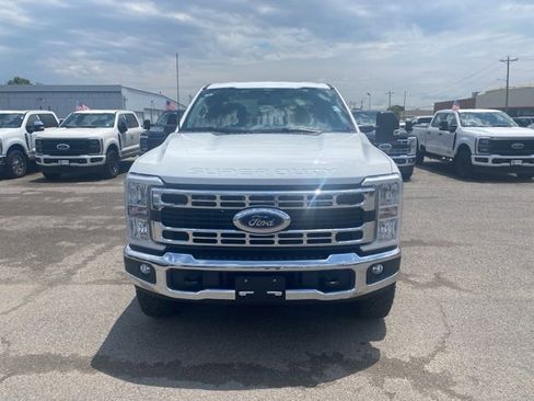 New 2025 Ford F350 XLT w/ Tremor Off-Road Package image 9