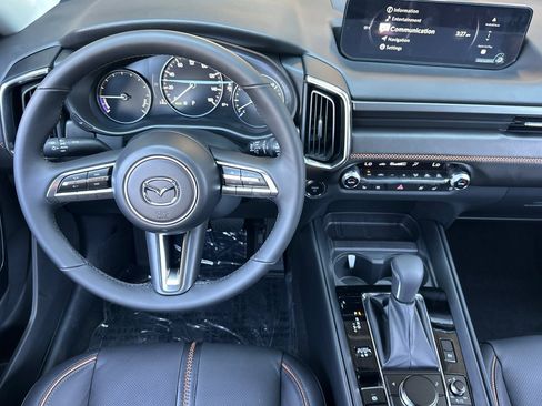 Used 2025 MAZDA CX-50 2.5 Hybrid w/ Cargo Package image 17