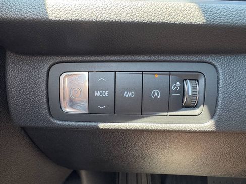 Used 2026 Chevrolet Traverse RS AWD/4WD image 18