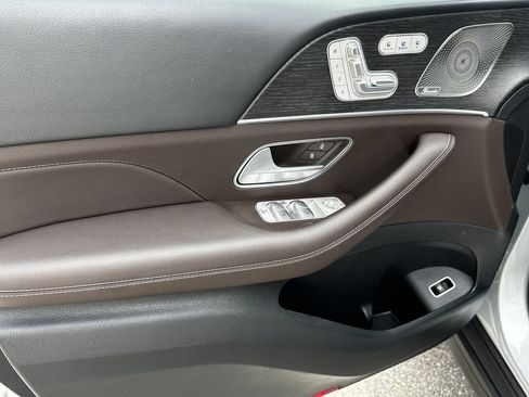 Certified 2023 Mercedes-Benz GLS 450 4MATIC image 11