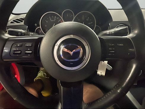 Used 2014 MAZDA MX-5 Miata Sport w/ Convenience Package RWD image 22