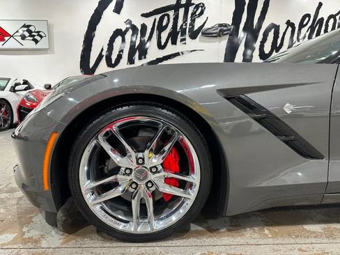 Used 2016 Chevrolet Corvette Stingray Coupe RWD image 17