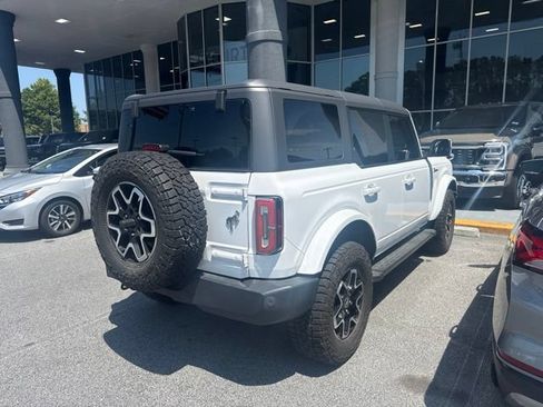 Used 2022 Ford Bronco Outer Banks AWD/4WD image 16
