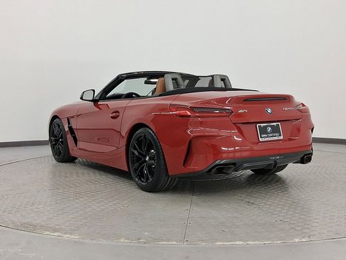 Certified 2023 BMW Z4 M40i w/ Premium Package image 3