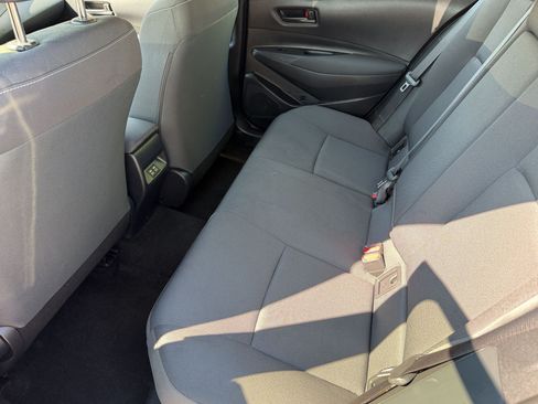 Used 2025 Toyota Corolla LE FWD image 21