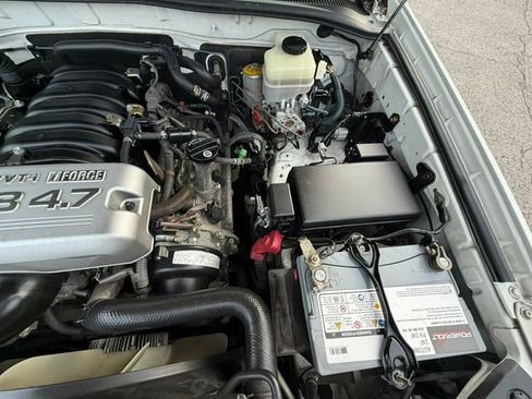 Used 2005 Toyota 4Runner Limited AWD/4WD image 21