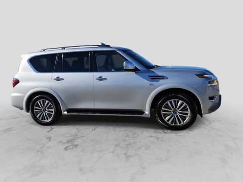 Used 2021 Nissan Armada SV w/ SV Appearance Package image 9