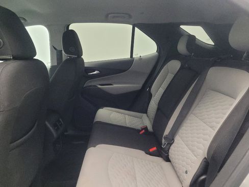 Used 2020 Chevrolet Equinox LS w/ LS Convenience Package image 18