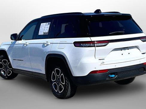 Used 2022 Jeep Grand Cherokee Trailhawk w/ Advanced Protech Group II AWD/4WD image 10