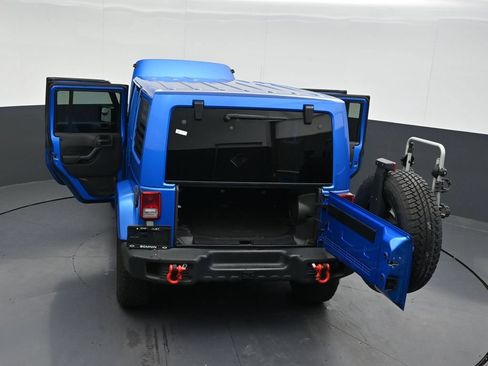 Used 2014 Jeep Wrangler Unlimited Sahara AWD/4WD image 35