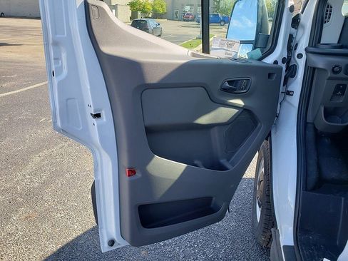 New 2025 Ford Transit 250 Low Roof image 10