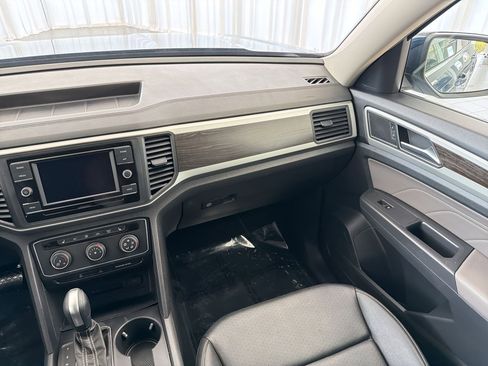 Used 2023 Volkswagen Atlas SE image 27