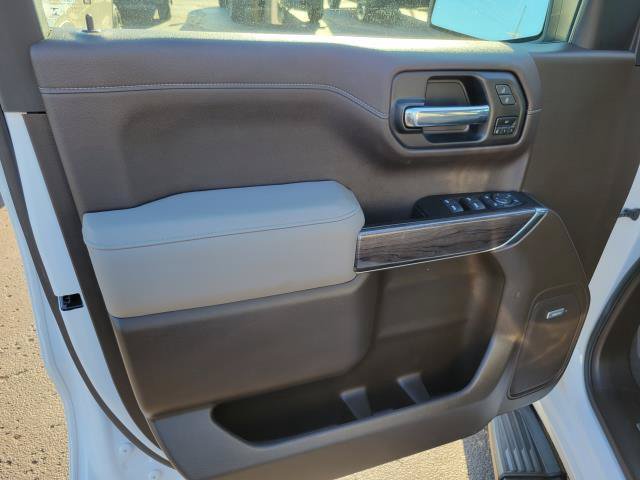 Used 2022 Chevrolet Silverado 1500 LTZ w/ Technology Package AWD/4WD image 6