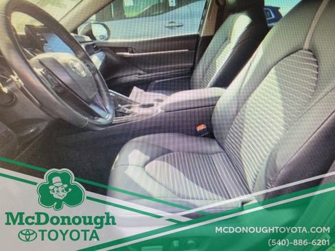 Used 2024 Toyota Camry SE image 15