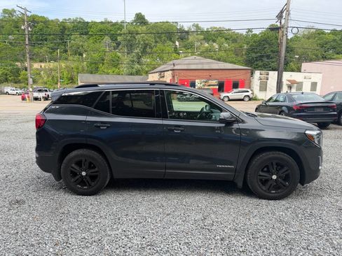 Used 2019 GMC Terrain SLE w/ Driver Convenience Package AWD/4WD image 7