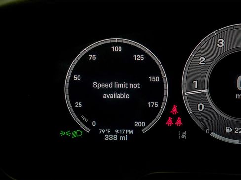 Used 2025 Porsche 911 Carrera image 33