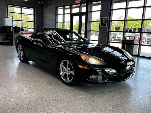 Used 2010 Chevrolet Corvette Convertible w/ Preferred Equipment Group RWD image 24