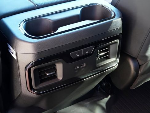 New 2026 GMC Sierra 2500 AT4 w/ AT4 Premium Plus Package image 18