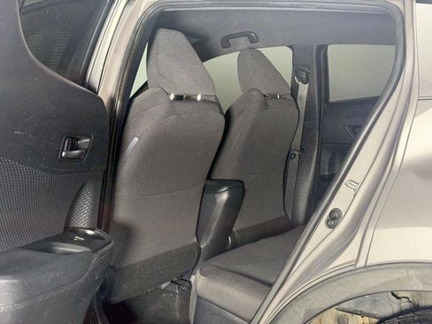 Used 2018 Toyota C-HR XLE FWD image 10