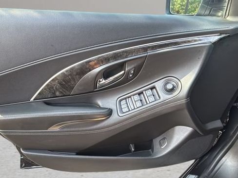 Used 2015 Buick LaCrosse Leather FWD image 17