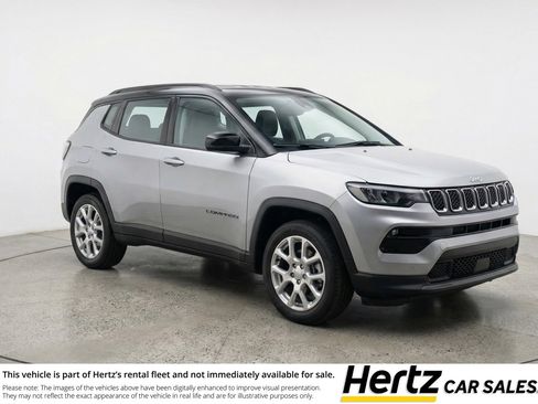 Used 2025 Jeep Compass Limited AWD/4WD image 1