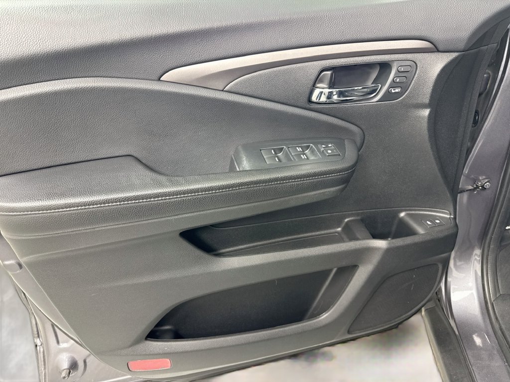 Used 2022 Honda Pilot Special Edition image 18