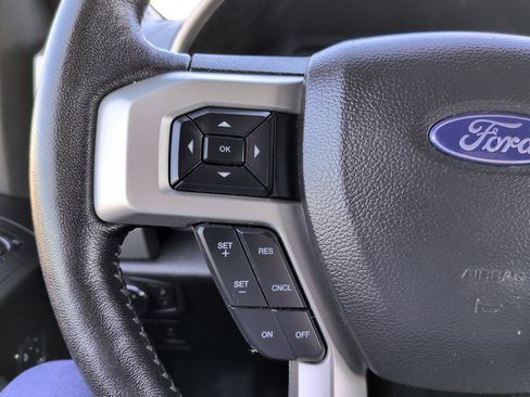 Used 2018 Ford F150 Lariat image 21