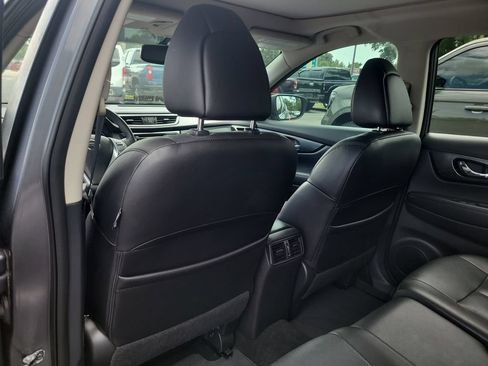 Used 2016 Nissan Rogue SL w/ SL Premium Package AWD/4WD image 11