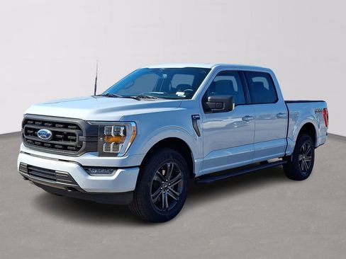 Certified 2022 Ford F150 XLT w/ Equipment Group 302A High AWD/4WD image 3